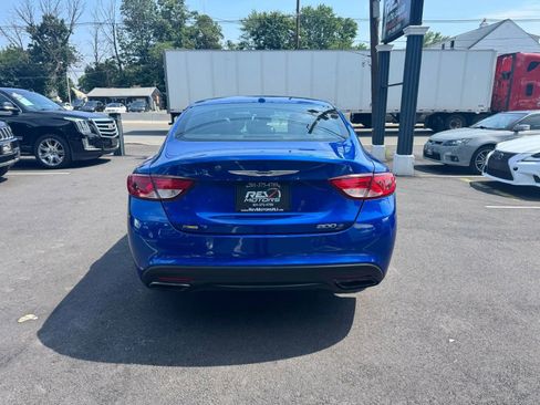 Used 2015 Chrysler 200 S image 5