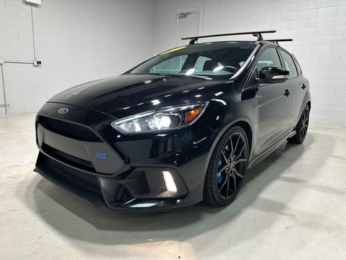 Used 2017 Ford Focus RS AWD/4WD image 19