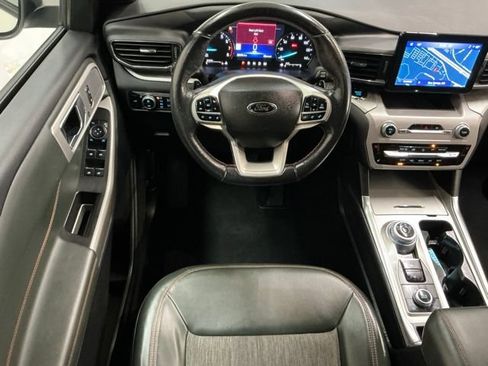Used 2023 Ford Explorer Timberline w/ Timberline Technology Package AWD/4WD image 13