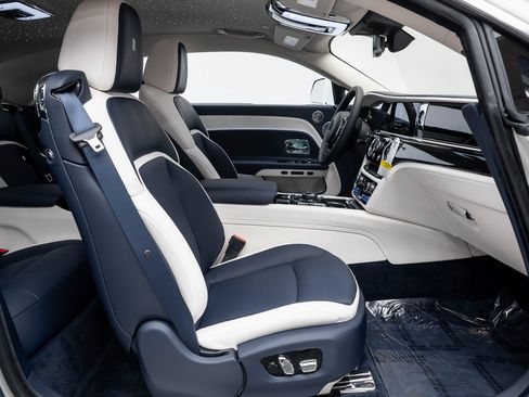 New 2026 Rolls-Royce Spectre image 37