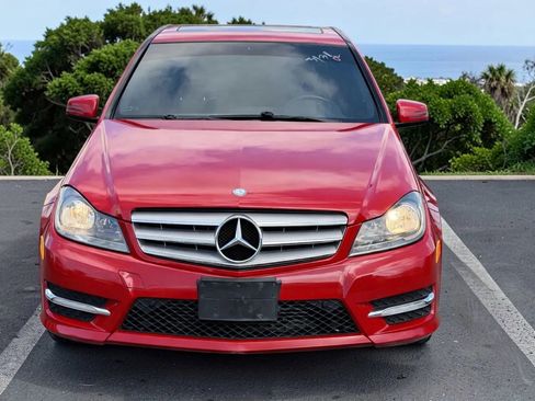 Used 2012 Mercedes-Benz C 250 Sedan image 3