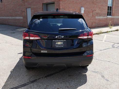 Used 2024 Chevrolet Equinox LS w/ LS Convenience Package AWD/4WD image 6