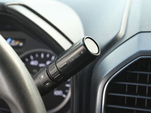 Used 2019 Ford F250 XLT w/ XLT Premium Package image 35