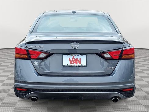 Used 2025 Nissan Altima 2.5 SV w/ SV Special Edition Package image 6