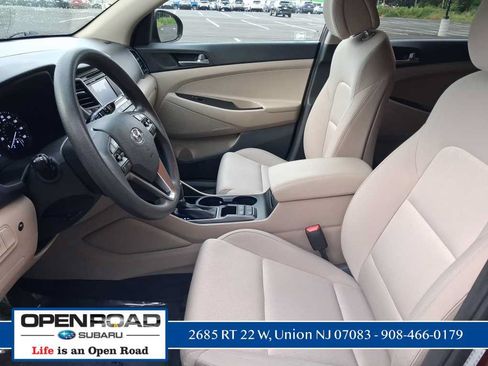 Used 2017 Hyundai Tucson SE w/ SE Popular Package 02 AWD/4WD image 25