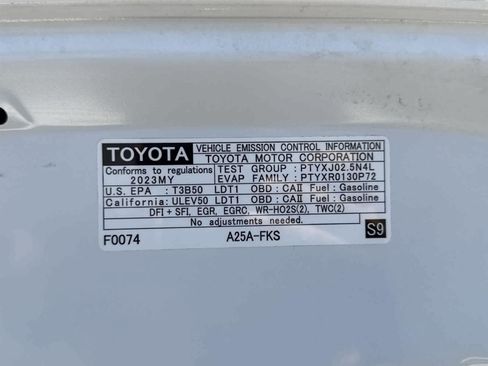 Used 2023 Toyota RAV4 Adventure image 42