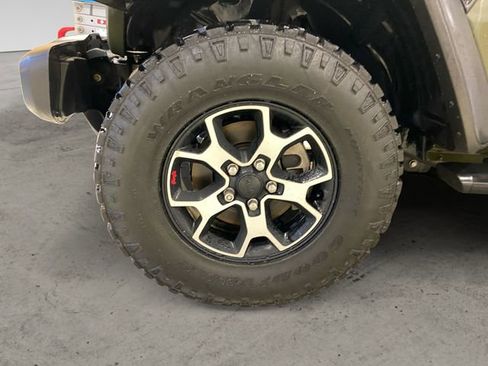 Certified 2021 Jeep Wrangler Unlimited Rubicon w/ Cold Weather Group image 16