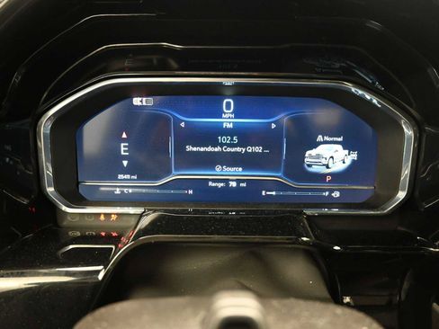 Used 2024 Chevrolet Silverado 1500 High Country image 13
