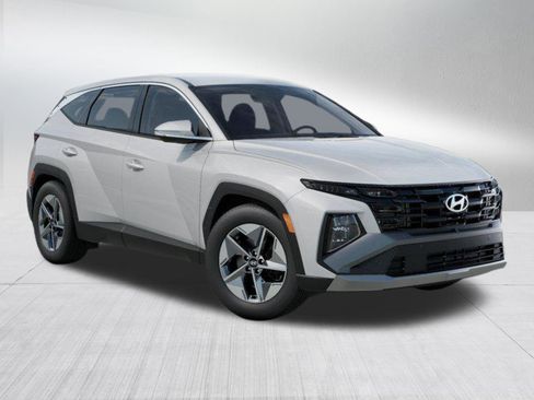 New 2026 Hyundai Tucson SEL image 2