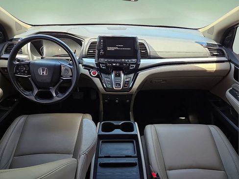 Used 2023 Honda Odyssey Touring image 16