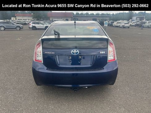 Used 2012 Toyota Prius Two FWD image 5