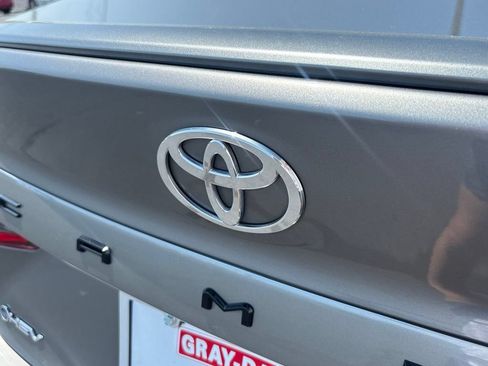 Used 2025 Toyota Camry SE FWD image 32