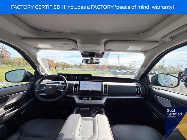 Used 2025 Ford Expedition Active AWD/4WD image 29