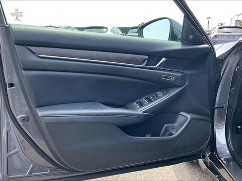 Used 2018 Honda Accord EX-L image 15