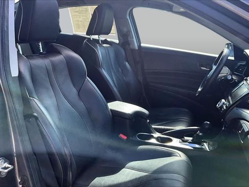 Used 2019 Acura ILX FWD image 9