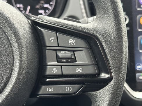 Certified 2025 Subaru Crosstrek 2.0i Premium image 15