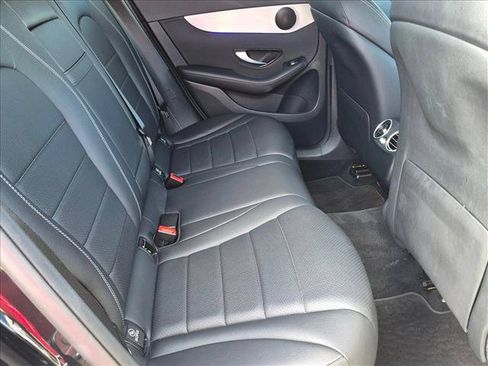 Used 2021 Mercedes-Benz GLC 300 4MATIC image 18