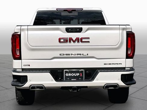 Used 2023 GMC Sierra 1500 Denali w/ Technology Package AWD/4WD image 5