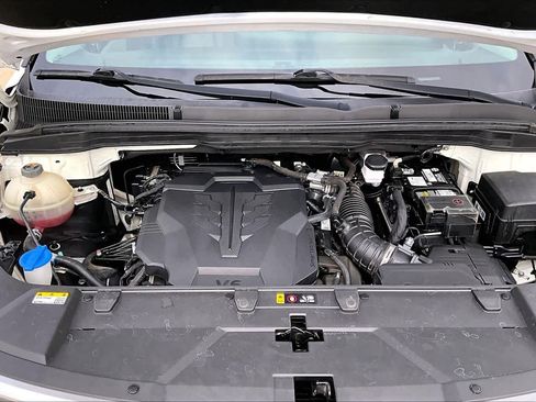 Used 2023 Kia Carnival EX FWD image 29