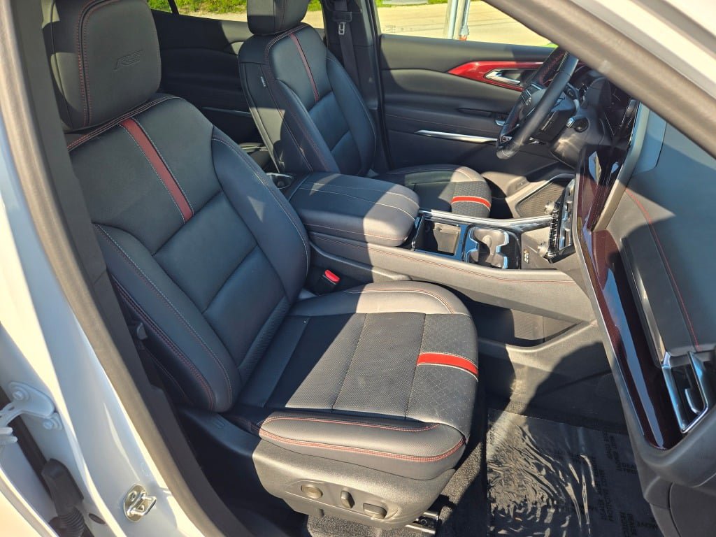Certified 2024 Chevrolet Traverse RS AWD/4WD image 6