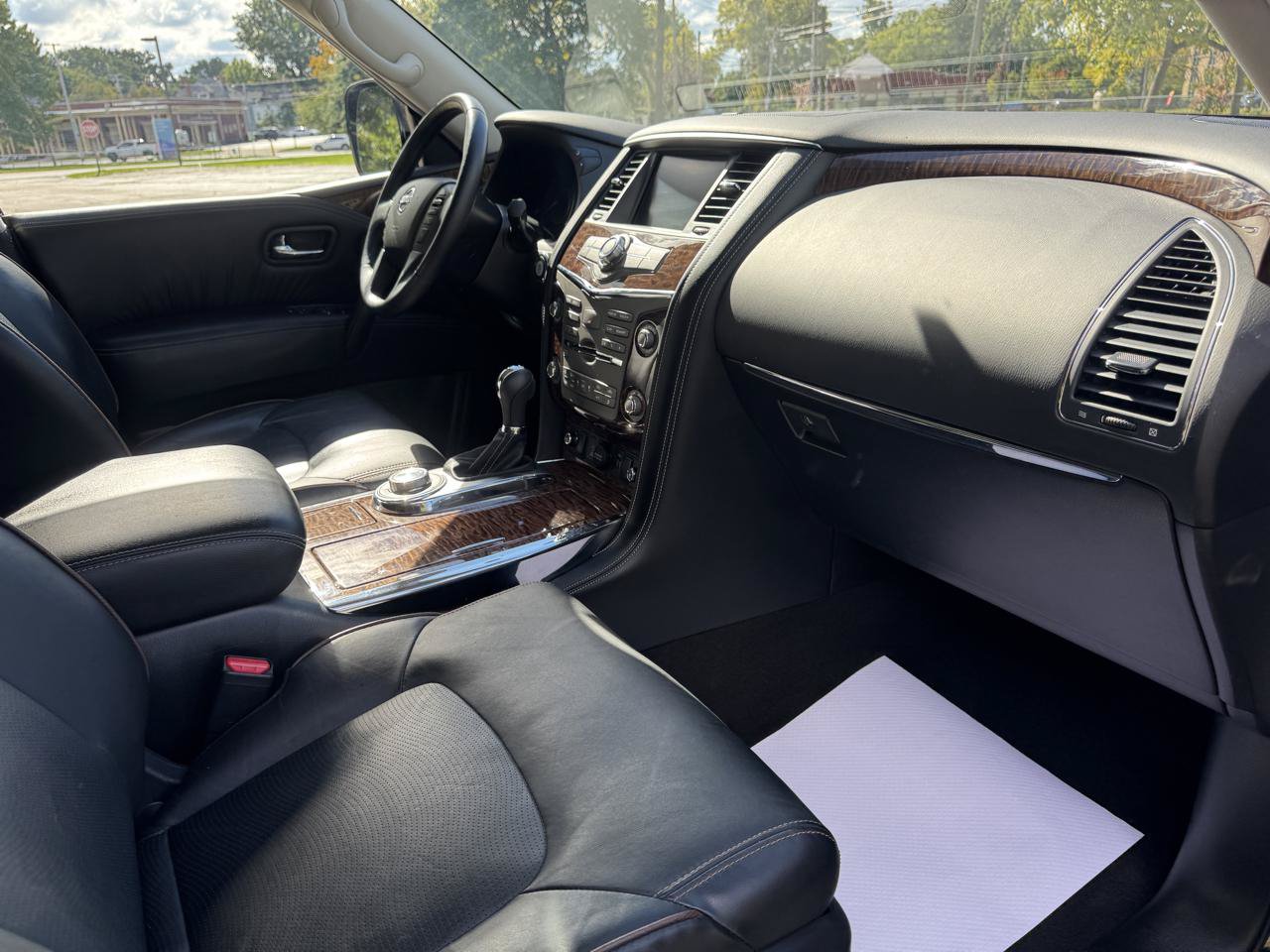Used 2019 Nissan Armada Platinum AWD/4WD image 32