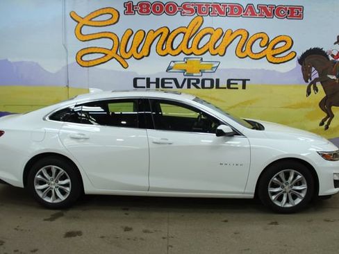 Used 2020 Chevrolet Malibu LT w/ LT Plus Package FWD image 1