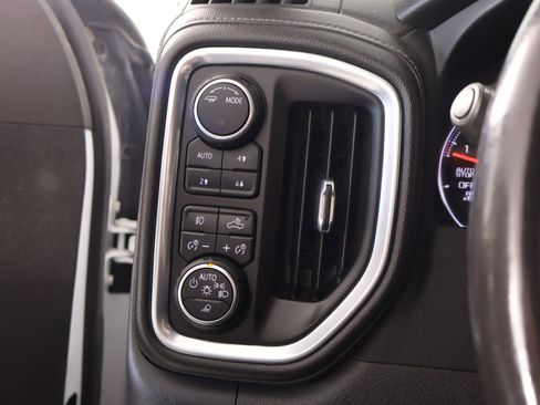 Used 2022 Chevrolet Silverado 1500 LT w/ Z71 Off-Road Package image 8