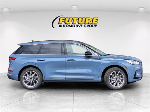 New 2025 Lincoln Corsair Grand Touring w/ Equipment Group 302A image 8