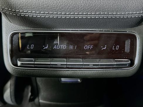 New 2026 Mercedes-Benz GLS 450 4MATIC image 26