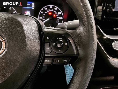Used 2023 Toyota Corolla LE image 24