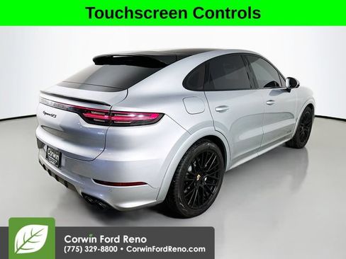 Used 2021 Porsche Cayenne GTS AWD/4WD image 7