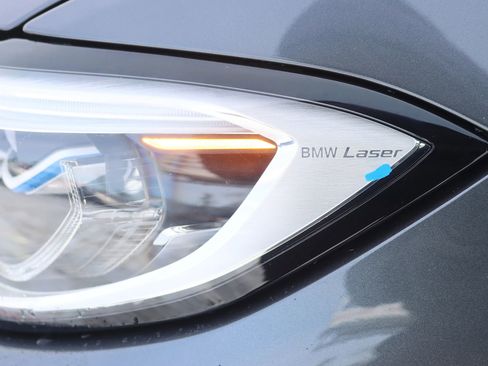 Used 2021 BMW M340i xDrive M340i xDrive Sedan 4D w/ Executive Package image 9