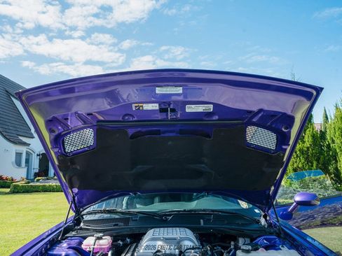 Used 2016 Dodge Challenger SRT Hellcat image 21