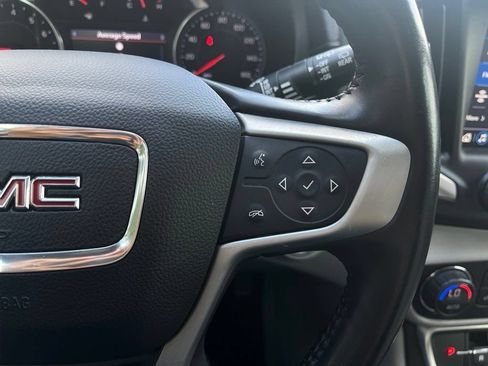 Used 2022 GMC Terrain SLT FWD image 18