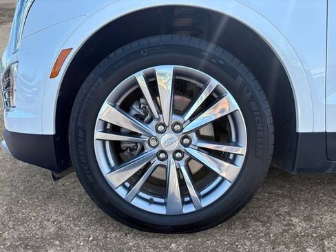 Used 2024 Cadillac XT5 Premium Luxury AWD/4WD image 14