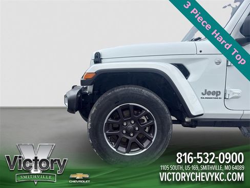 Used 2023 Jeep Gladiator Overland image 20
