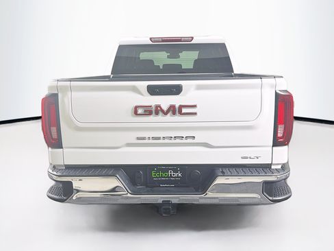 Used 2025 GMC Sierra 1500 SLT RWD image 7