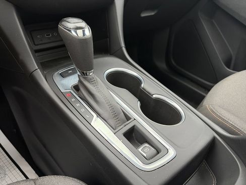 Used 2020 Chevrolet Equinox LT AWD/4WD image 25