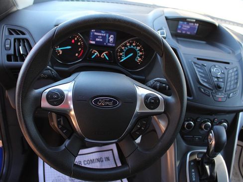 Used 2013 Ford Escape SE image 18