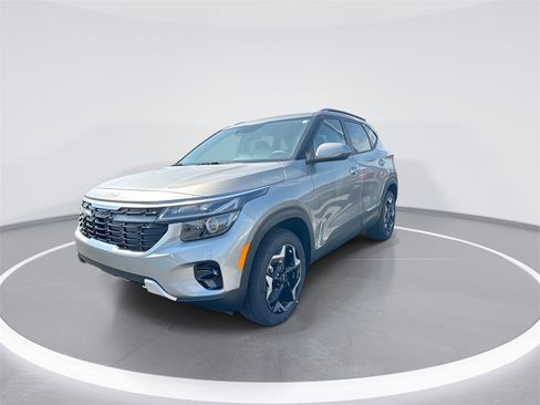 New 2026 Kia Seltos S image 4