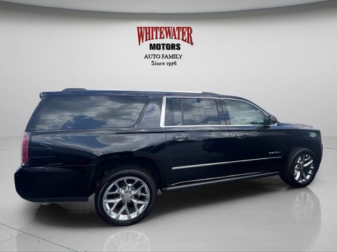 Used 2019 GMC Yukon XL Denali w/ Denali Ultimate Package image 6