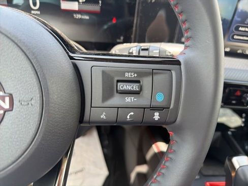 Used 2026 Nissan Kicks SR w/ Cold Weather Package AWD/4WD image 15