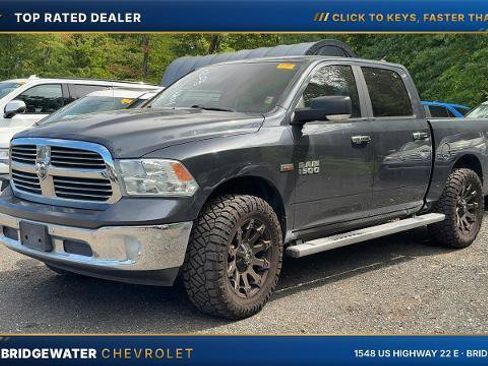Used 2018 RAM 1500 Lone Star AWD/4WD image 2