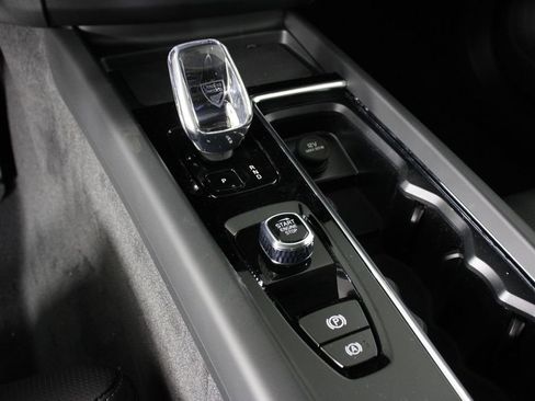 New 2026 Volvo XC60 T8 Ultra w/ Protection Package Premier AWD/4WD image 7