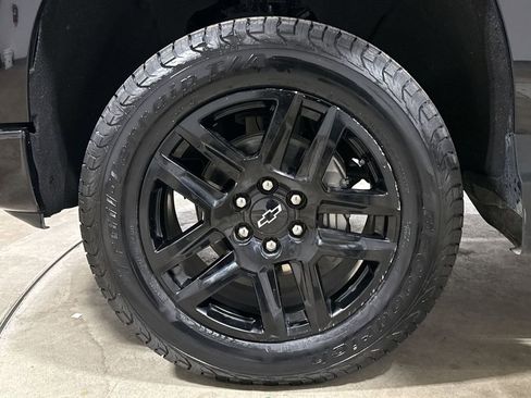 Used 2022 Chevrolet Silverado 1500 LT Trail Boss w/ LT Trail Boss Premium Package image 28