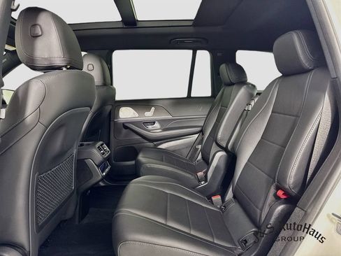 Used 2024 Mercedes-Benz GLS 450 4MATIC w/ AMG Line Exterior image 28