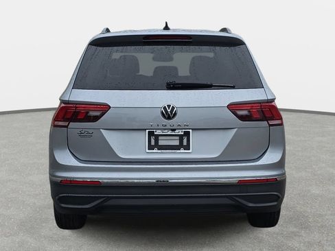Used 2022 Volkswagen Tiguan S FWD image 6