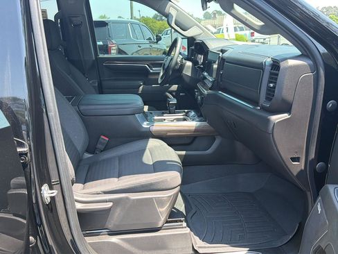Used 2023 Chevrolet Silverado 1500 RST w/ Convenience Package II AWD/4WD image 13