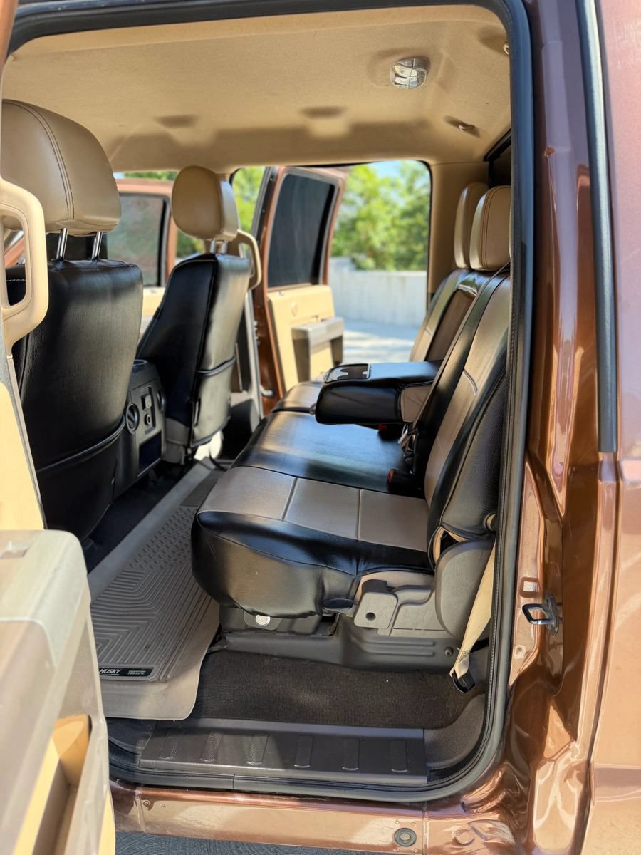 Used 2012 Ford F250 Lariat w/ Lariat Interior Pkg AWD/4WD image 12