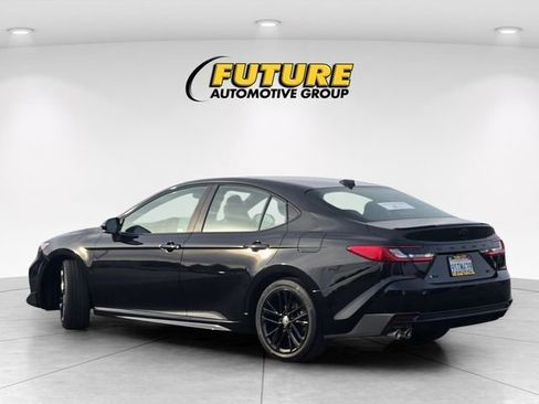 Certified 2025 Toyota Camry SE image 7